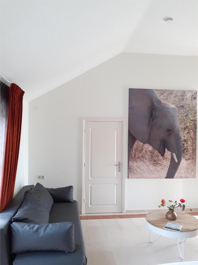 Bed & Breakfast Trouwborst Ренен Экстерьер фото