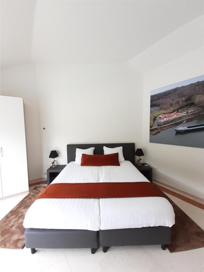 Bed & Breakfast Trouwborst Ренен Экстерьер фото