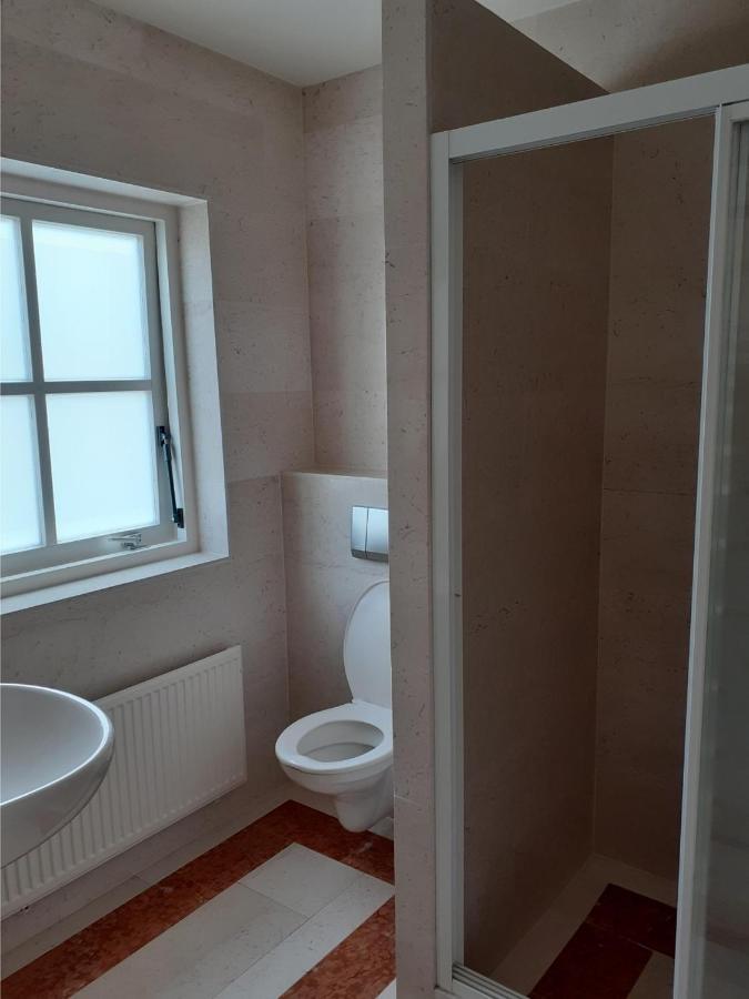 Bed & Breakfast Trouwborst Ренен Экстерьер фото